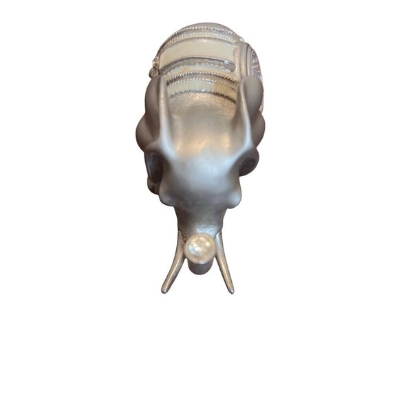 Small Elgin Solid Metal Pewter Finish Desk Clock Elephant with Gems Eyes Trunk - Picture 3 of 8